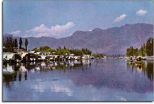 Dal Lake, Srinagar
